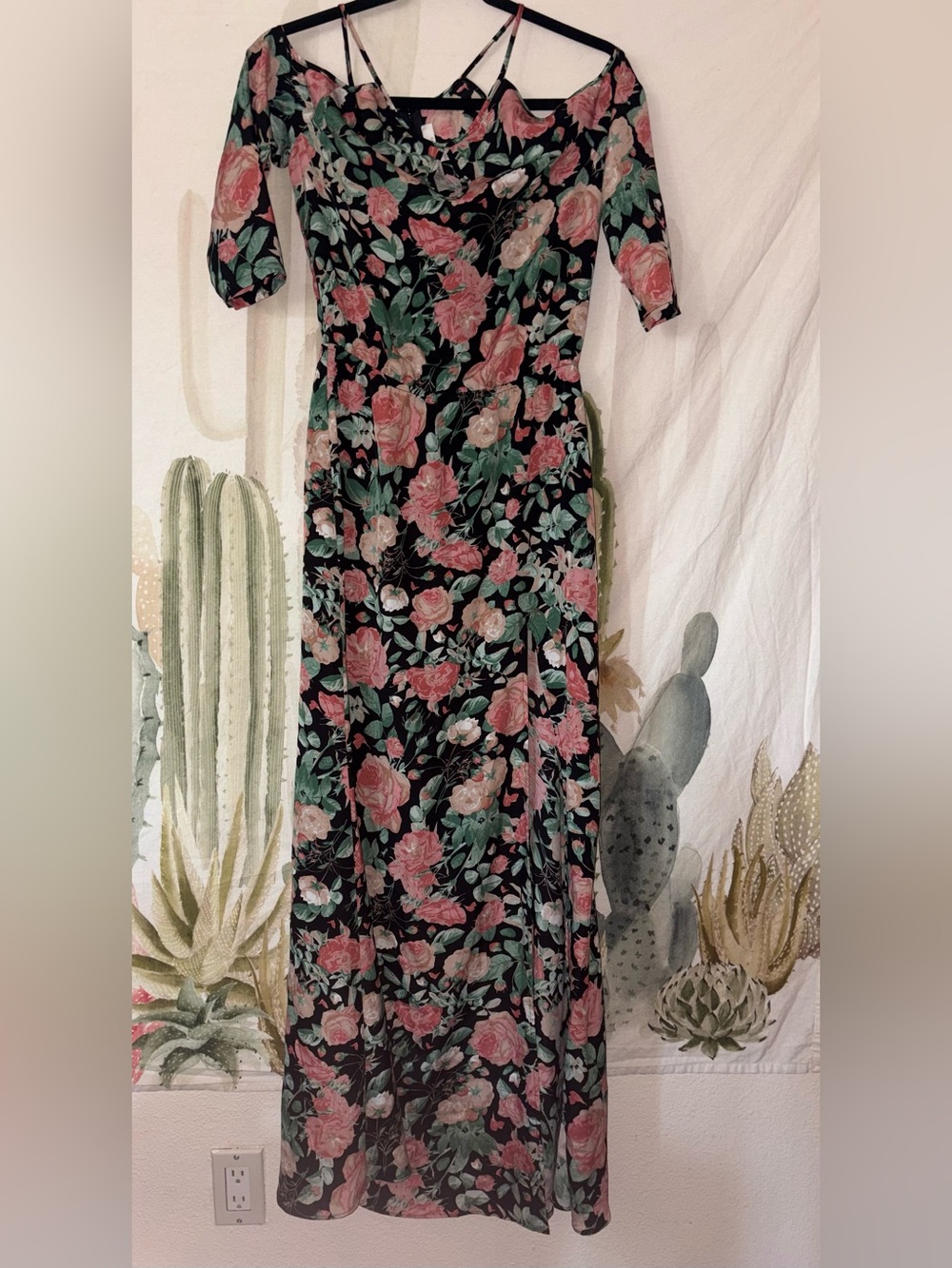 Lovers + Friends Long Sleeve Off the Shoulder Black Floral Maxi Dress 🌵Small